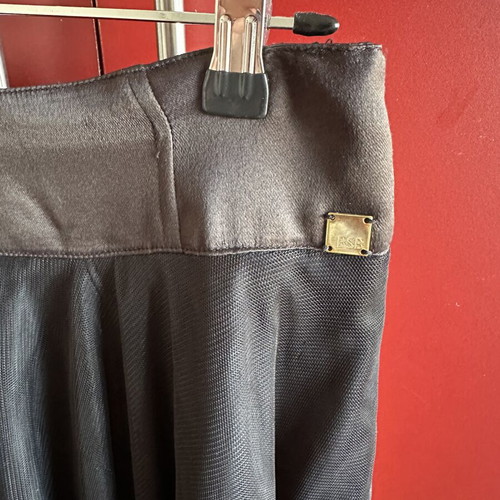 BSB Collection black midi skirt size S like new with tulle
