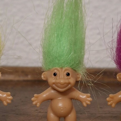 Set of 4 Vintage Trolls Russ 1992 like new