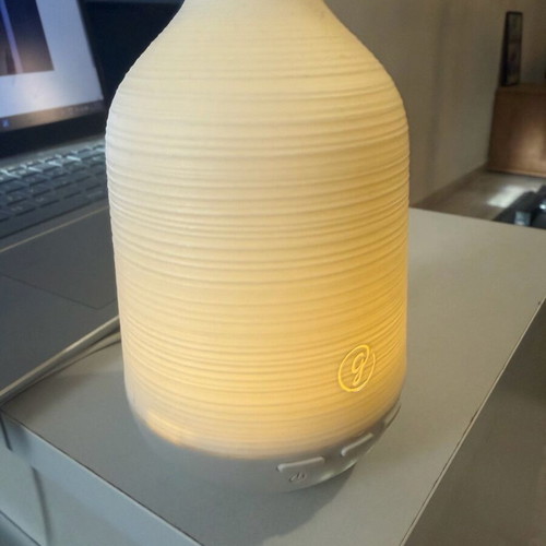 Aromatic diffuser 3 colors like new