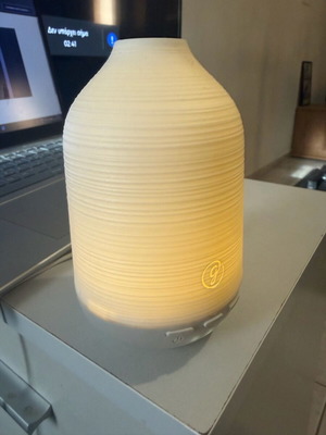 Aromatic diffuser 3 colors like new