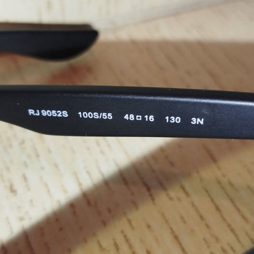 Ray-Ban Kids Sunglasses like new with case