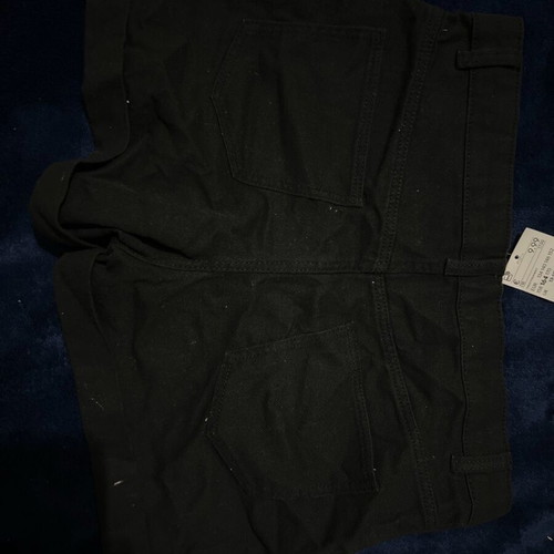 H&M black short shorts new, size XS
