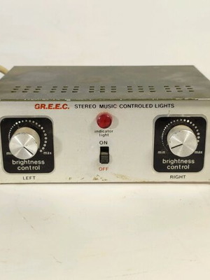 Analog light controller used, old triple socket