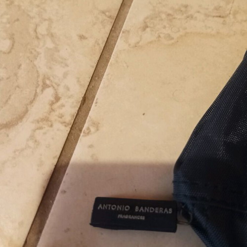 Antonio Banderas toiletry bag new