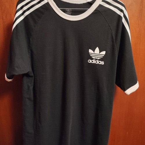 Adidas T-shirt μαύρο με ρίγες μέγεθος L μεταχειρισμένο