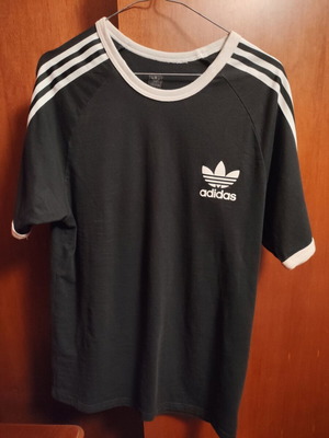 Adidas T-shirt μεταχειρισμένο, μαύρο με ρίγες, μέγεθος L