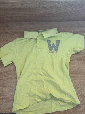 Μπλουζάκι polo μεταχειρισμένο για 2-3 χρόνων