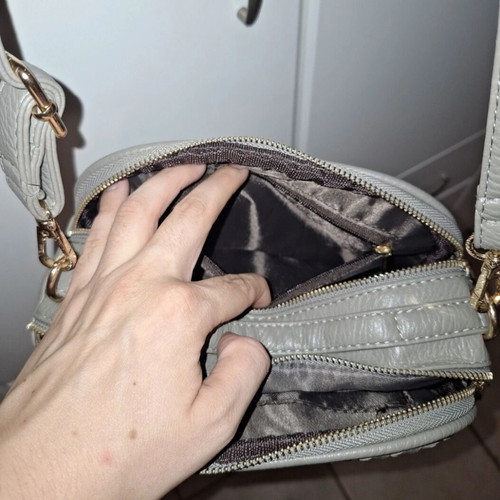 Crossbody shoulder bag like new, gray