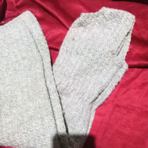 Knitted romper like new for 2 or 3 year old child