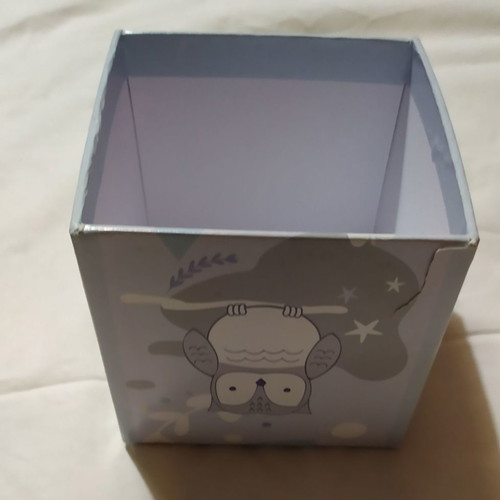 Collectible paper box used for organization 11x11x11 cm