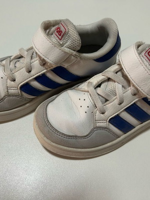 adidas gazelle silver green womens Used Adidas Samba OG Shoes Youth Size 4.5