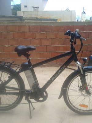 Futura Eco Electric City Bike 26 Inch wheels like new, 7 speeds, disc brakes