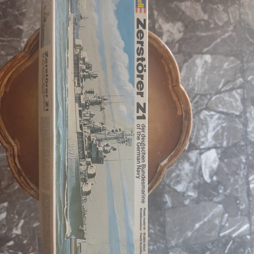 Revell Zerstörer Z1 vintage model kit 0305