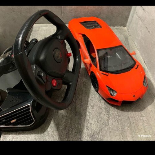RC Lamborghini remote control car like new with steering wheel