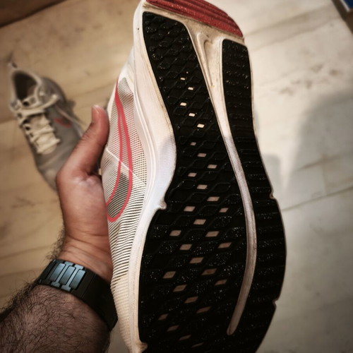 Nike athletic shoes used, size 44, white