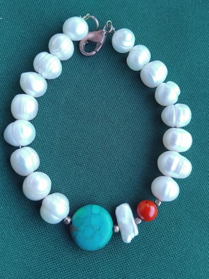 Handmade bracelet with fresh water baroque pearls, turquoise and red coral