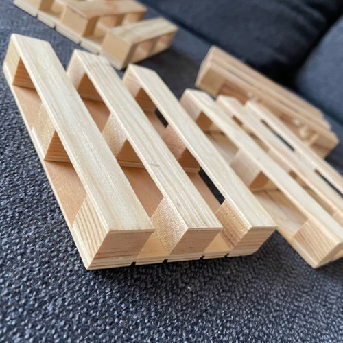 Wooden pallet coasters set of 4 like new