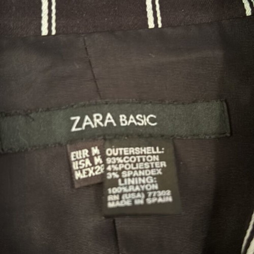 Zara women's blazer size XS like new, black and white