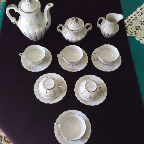 Nanbo Japan porcelain set for Greek coffee like new