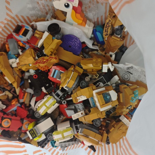 Lego pieces like new in excellent condition
