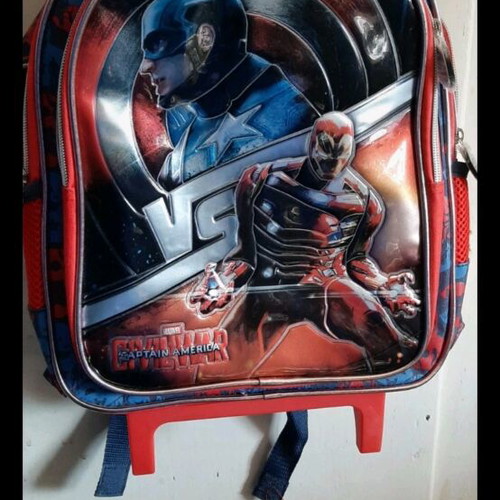 Captain America bag new, suitable for kindergarten