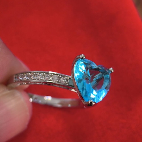 Blue Heart Crystal Ring luxury silver tone