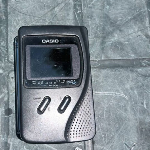 Casio portable tuner and cassette player like new