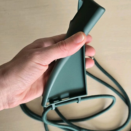 Samsung S24 Ultra case used with green silicone lanyard
