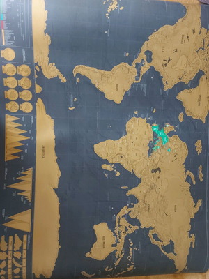Scratchable world map like new, size 82.5x59.4 cm