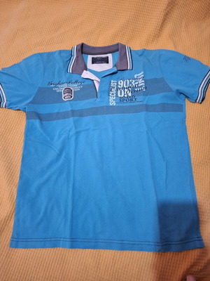 T shirt polo size M like new, blue