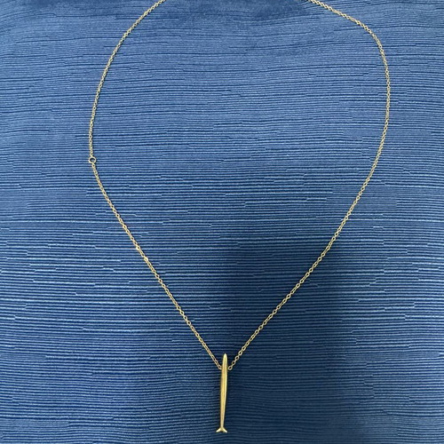 VG Styline necklace with gold-tone chain and pointed pendant