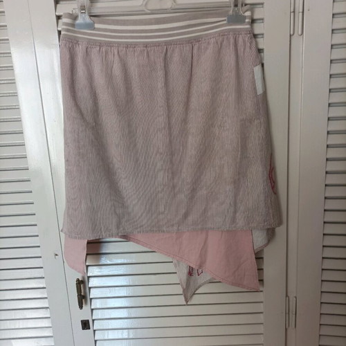 Asymmetric skirt with embroidery used, size M, pink