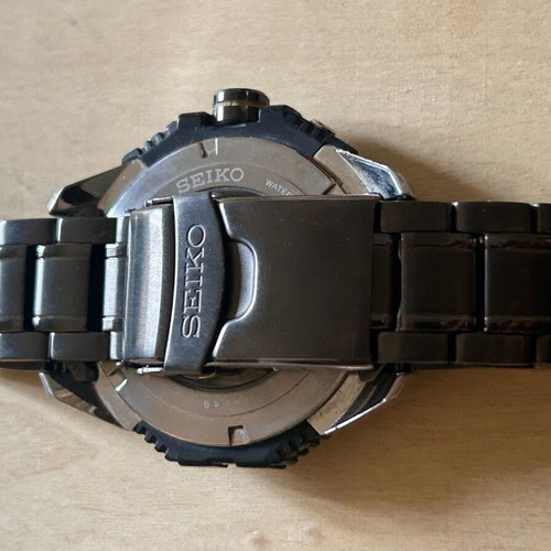Seiko 5 Sports SRP797K1 men's watch like new, automatic, 24 jewels