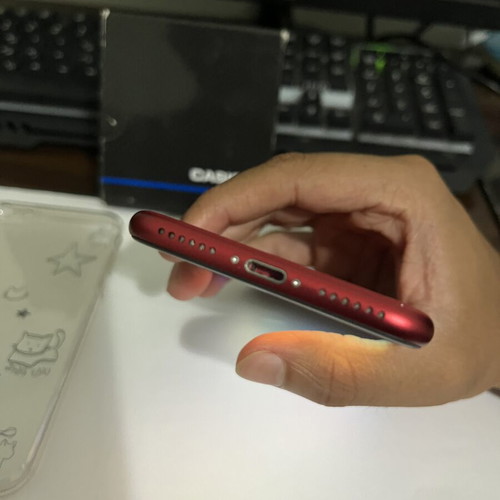 Apple iPhone SE 2020 64GB, red