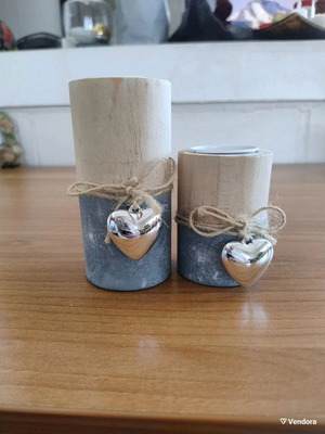 Wooden candle holders set for tealights, like new, heights 12 and 8 cm
