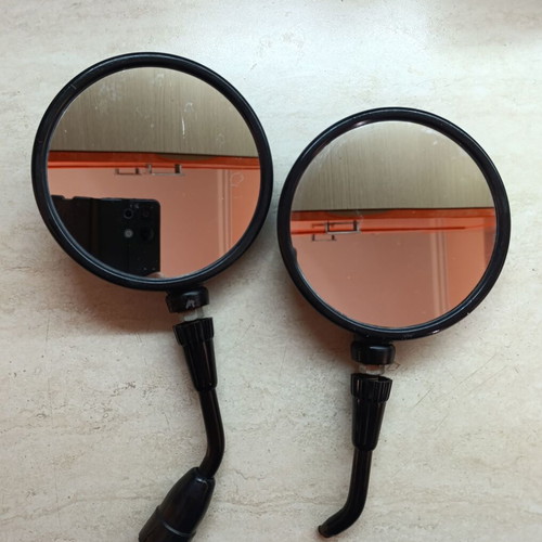 Kawasaki KAZE VR mirrors used, set with broken base