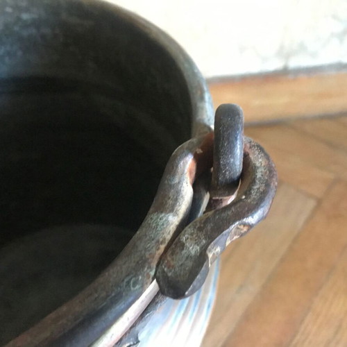 Copper container used with iron handle, vintage retro decoration