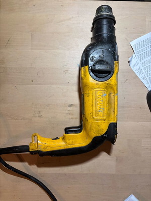 DeWalt D25103-QS rotary hammer used