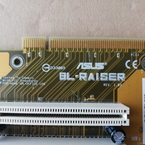 ASUS 8L-RAISER PCI Riser Board like new