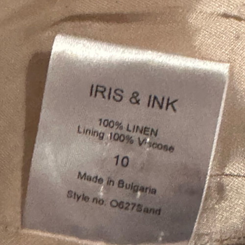 Beige linen jacket size 10 slim fit like new Iris and Ink