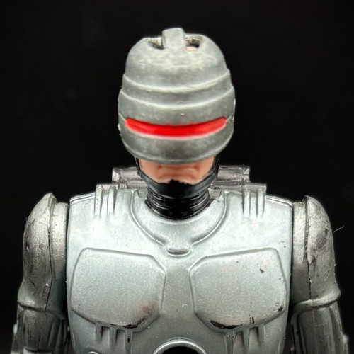 Kenner RoboCop Ultra Police Cap-Firing Action Figure 1988 like new