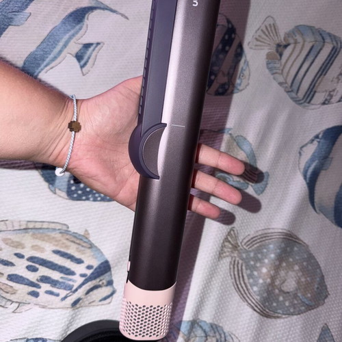Dyson Airstrait with case like new
