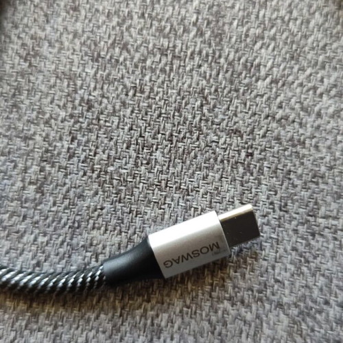 High Speed USB 2.0 Hub like new