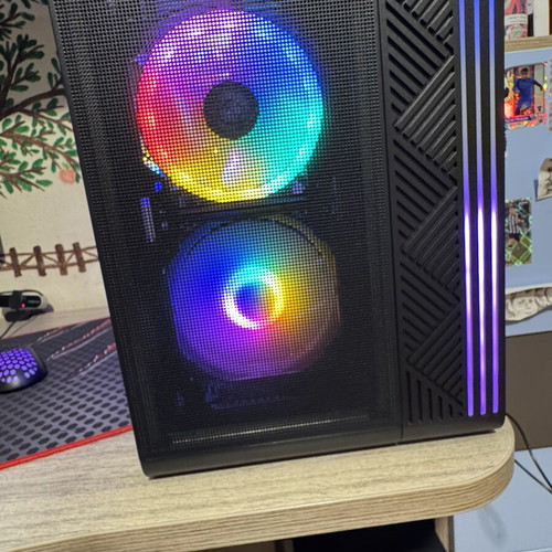 Ryzen 7 5800x gaming PC with RX 7600 8GB graphics