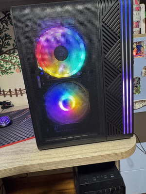 Ryzen 7 5800x gaming PC with RX 7600 8GB graphics