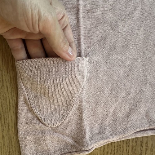 Attrattivo pink knitted top with pocket used