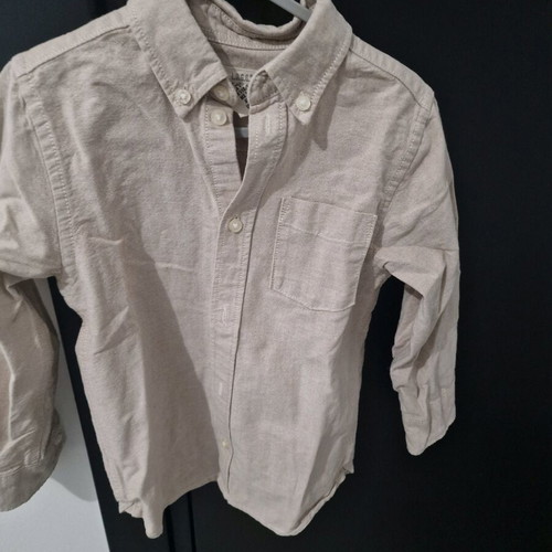 Beige long-sleeve shirt like new, size 122 cm, boys