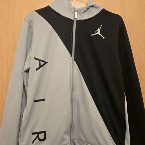 Nike Air Jordan fleece jacket kids XL used, gray