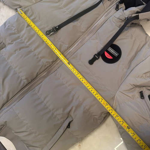 Men's gray puffer jacket size Large like new