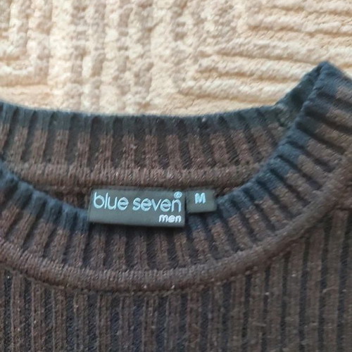 Blue Seven Men Sweater size L like new, dark brown knit